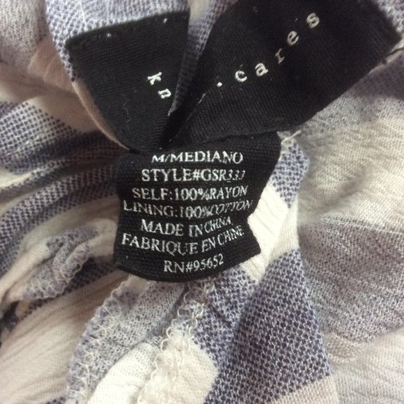 know one cares White & Blue/Gray Striped Ruffle Apron Top Boho Jumper Size Med. - Picture 5 of 6